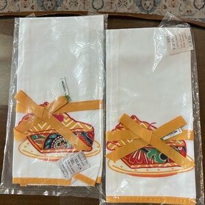 Pair of Vera Bradley tea towels - new